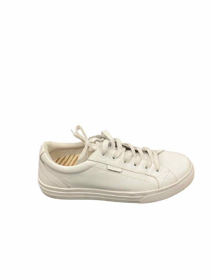 Taos Shoe Size 10.5 White Sneakers