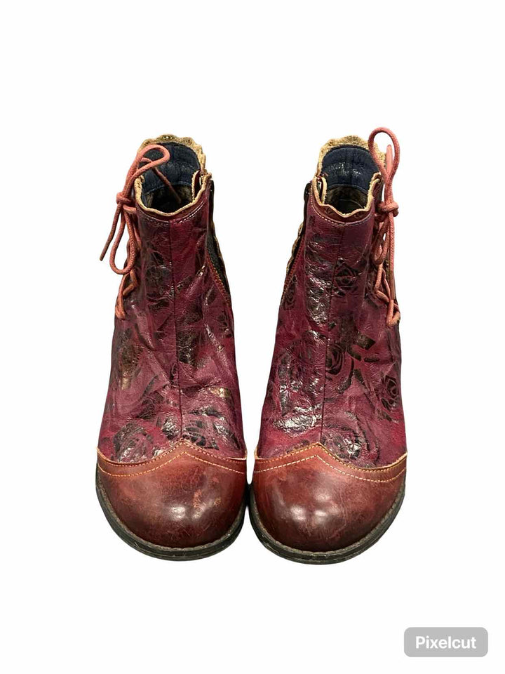 L'Artiste by Springstep Shoe Size 38 Red Leather Leafeel Boots(Ankle)