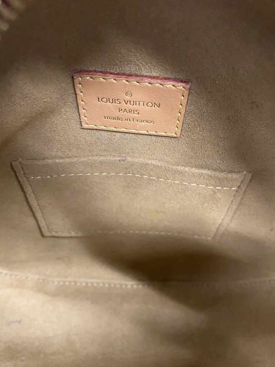 Louis Vuitton Date Code: SA4220 Purse