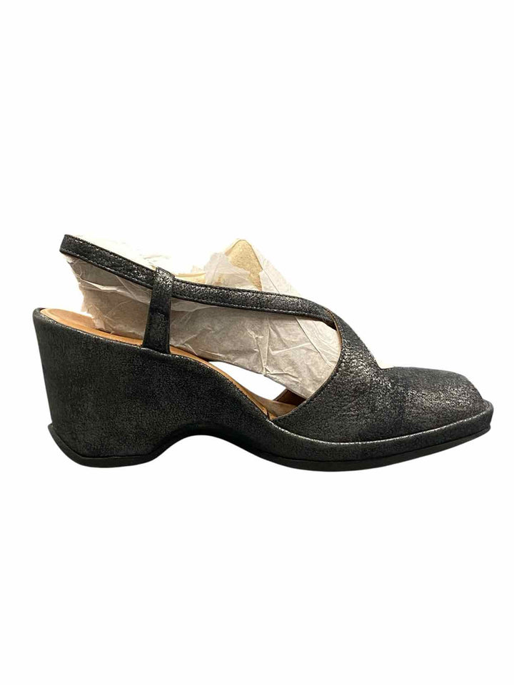 L'Amour Des Pieds Shoe Size 8.5 Gray Shimmer Leather Heeled Sandals
