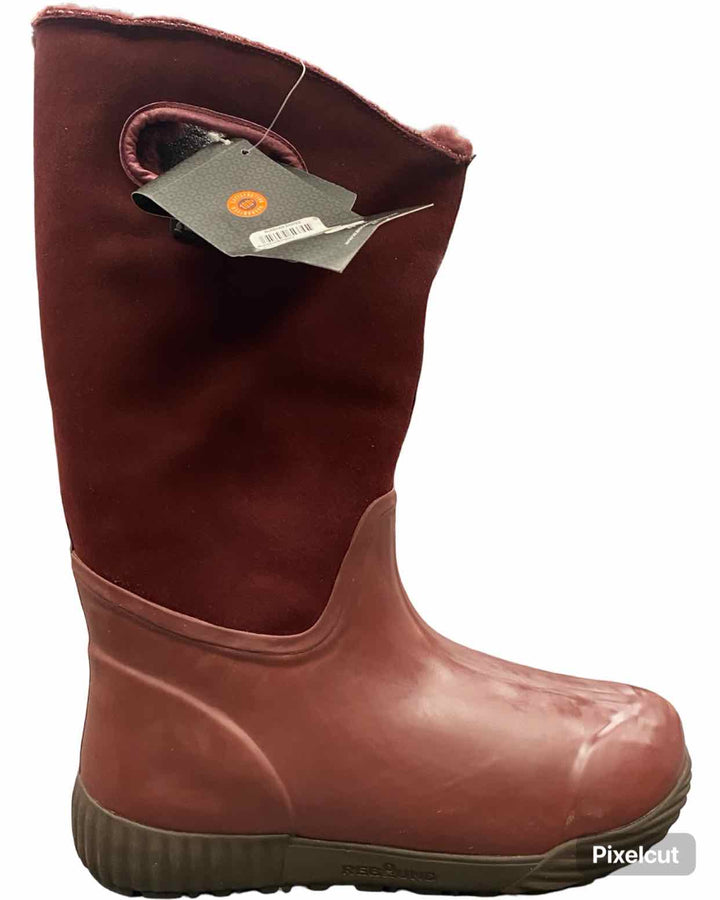 Bogs Shoe Size 11 Plum NWT Boots(knee)