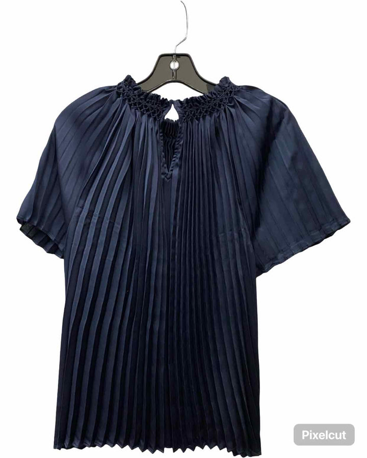 Cabi Size XL Navy Short Sleeve Shirts