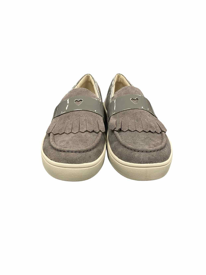 Revitalign Shoe Size 10 Grey Malibu Kiltie Orthotic Leather Loafers