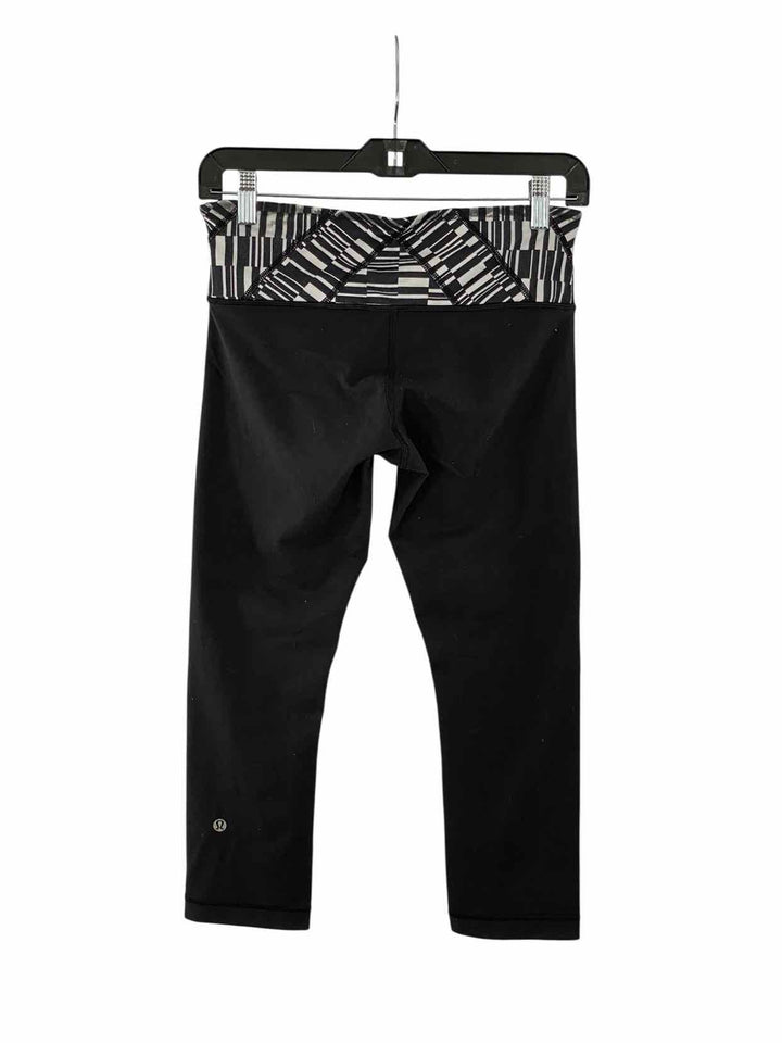 Lululemon Size 6 Black White Athletic Pants