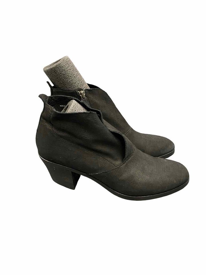 Eileen Fisher Shoe Size 10 Black Leather Murphy Intaglio Boots(Ankle)
