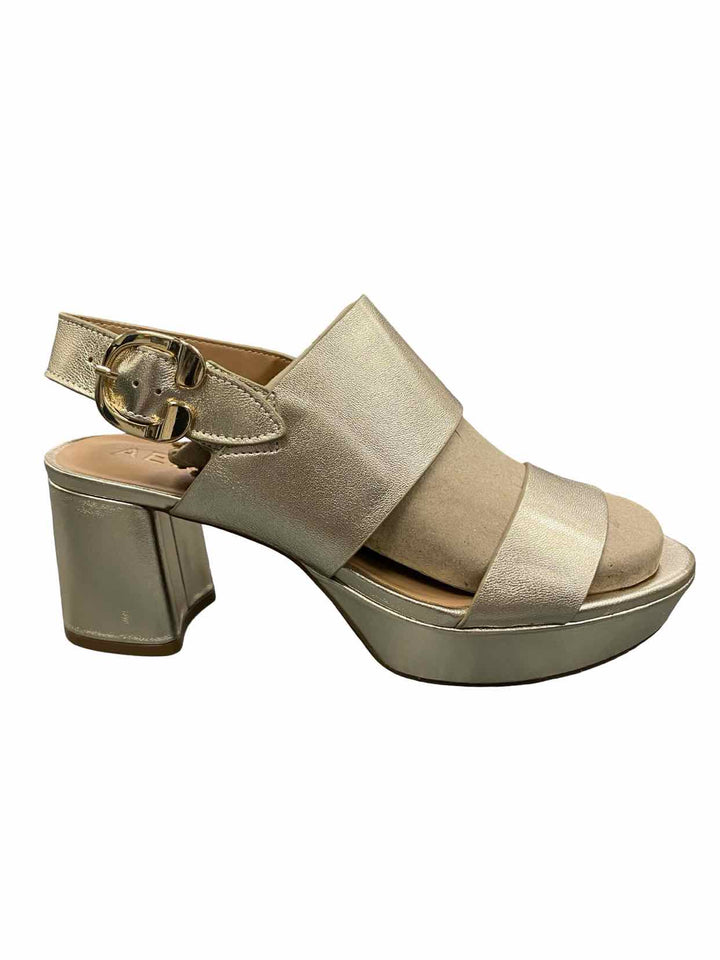 Aerosoles Shoe Size 9 Gold Leather Wedge Camera Heels