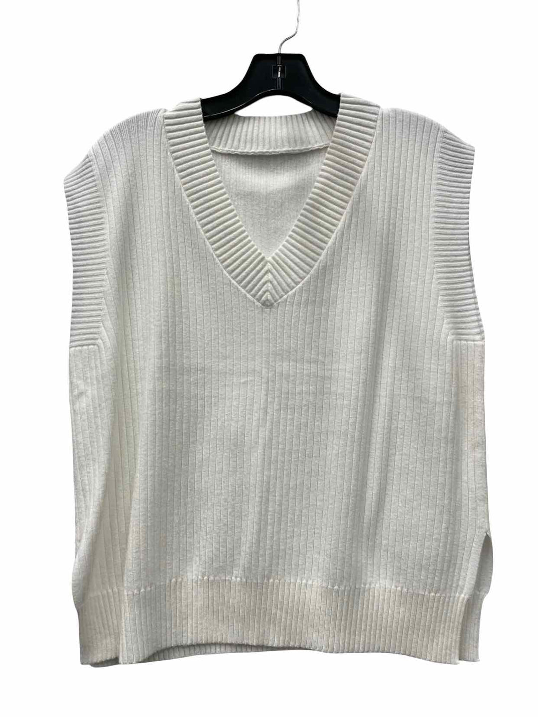 Unknown Brand Size M White Vest Sweater