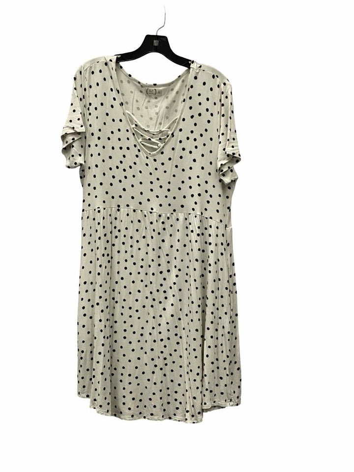 Maurices Size XL White Black Polka Dot Dress