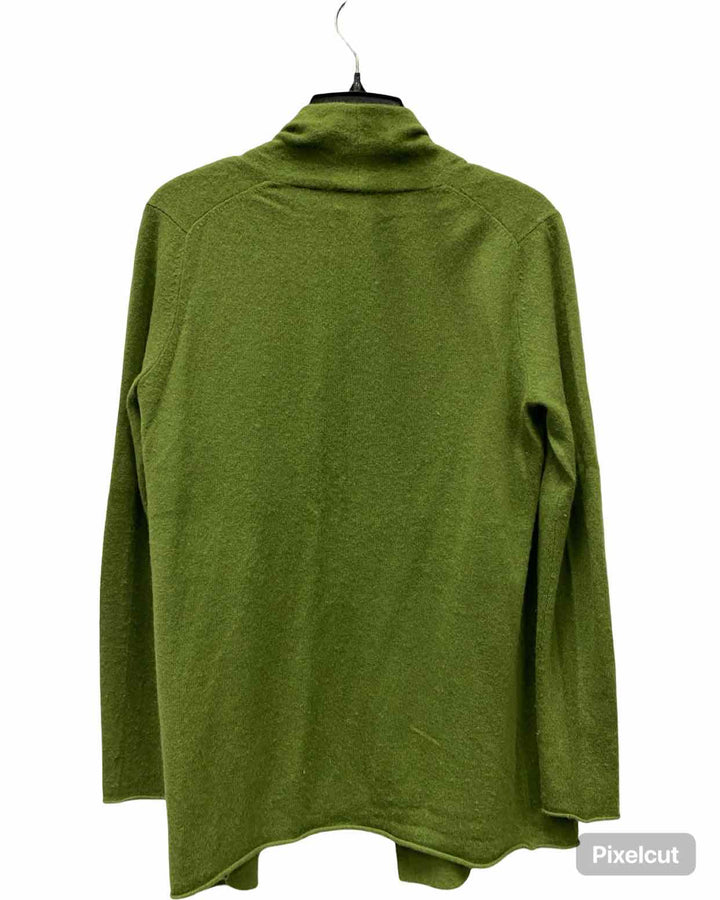 Neiman Marcus Size M Green 100% cashmere Sweater