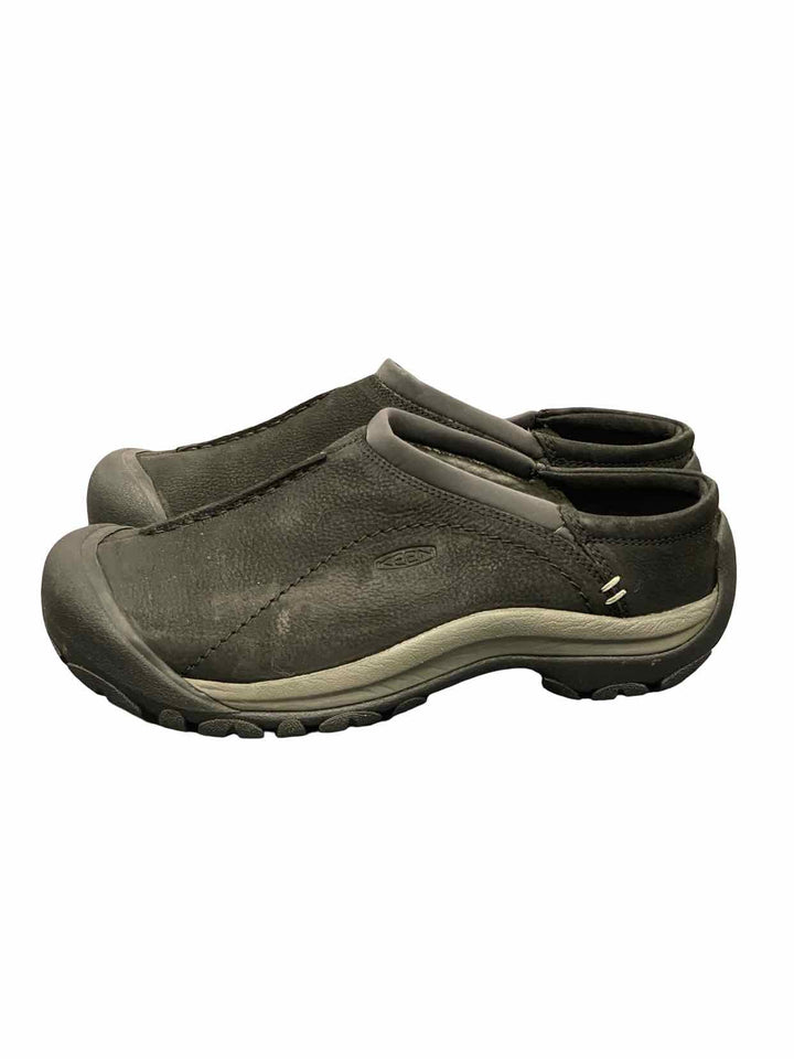 Keen Shoe Size 9 Black Leather slip-on Clogs