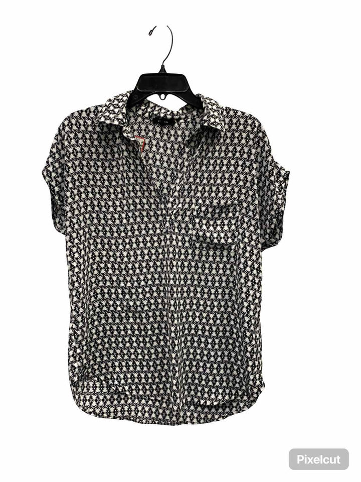 Pleione Size M Black White Print Short Sleeve Shirts