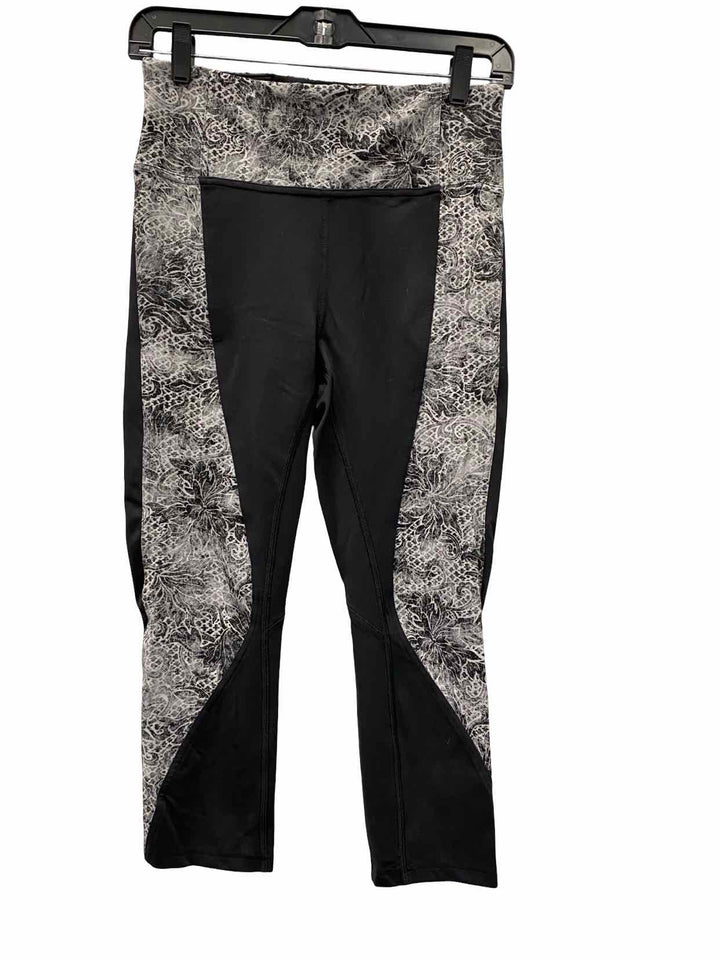 Lululemon Size 8 Black Print Athletic Pants
