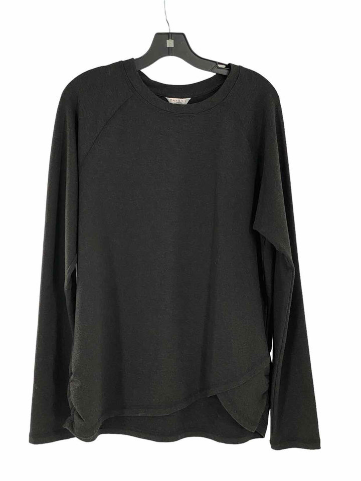 Danskin Size XL Black Long Sleeve Shirts