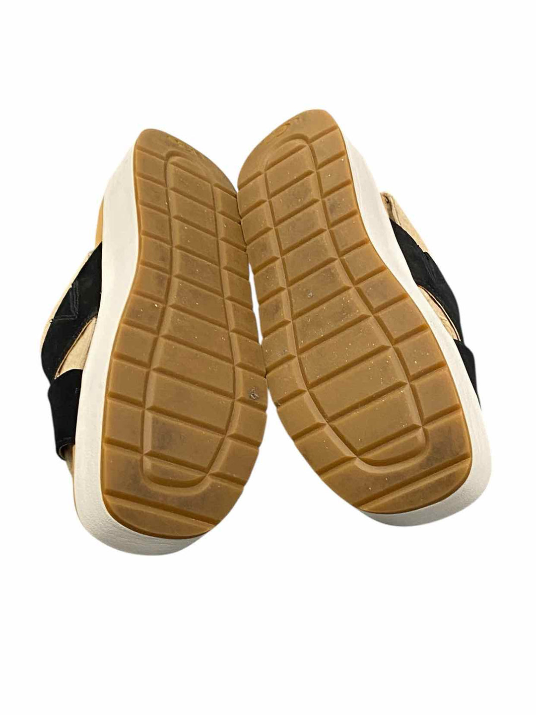 UGG Shoe Size 7 Black Tan Sandals