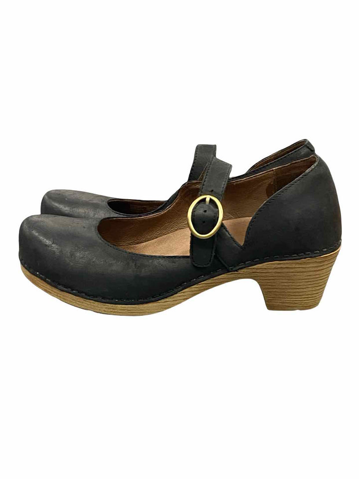 Dansko Shoe Size 38 Black Leather Clogs