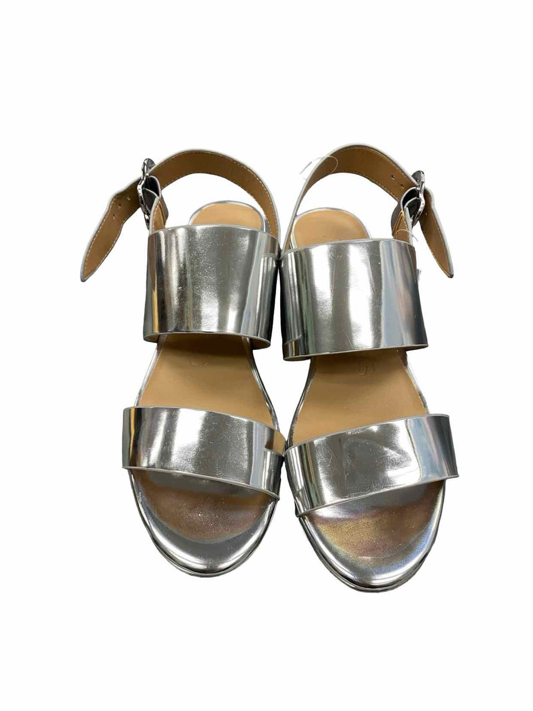 Aerosoles Shoe Size 7.5 Silver Camera Heels