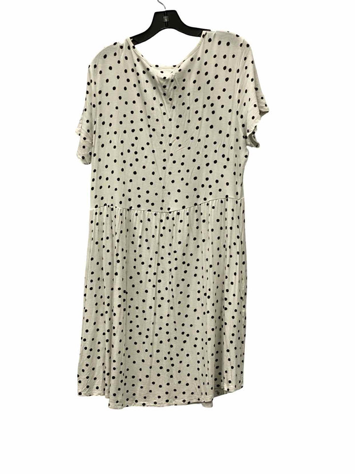 Maurices Size XL White Black Polka Dot Dress