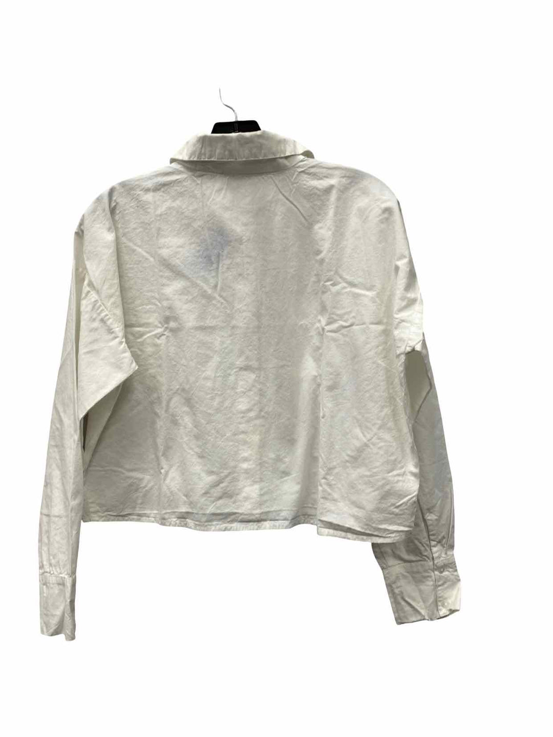 Isa & Ella Size M White Long Sleeve Shirts