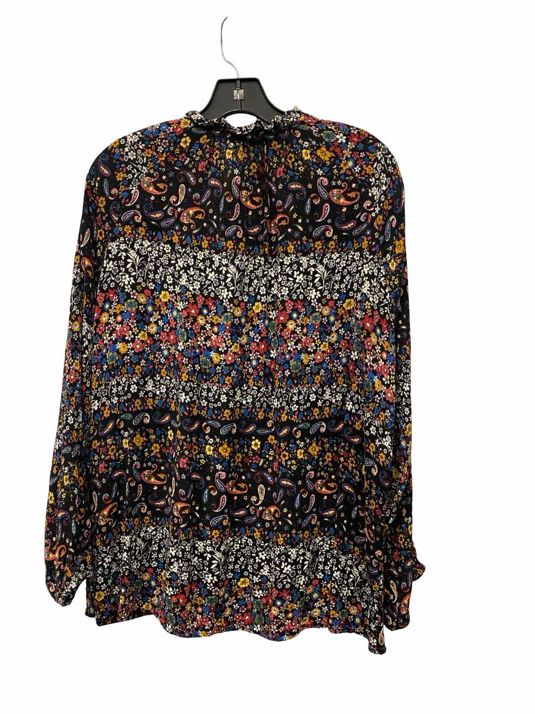 Everleigh Size XL Black Floral Long Sleeve Shirts