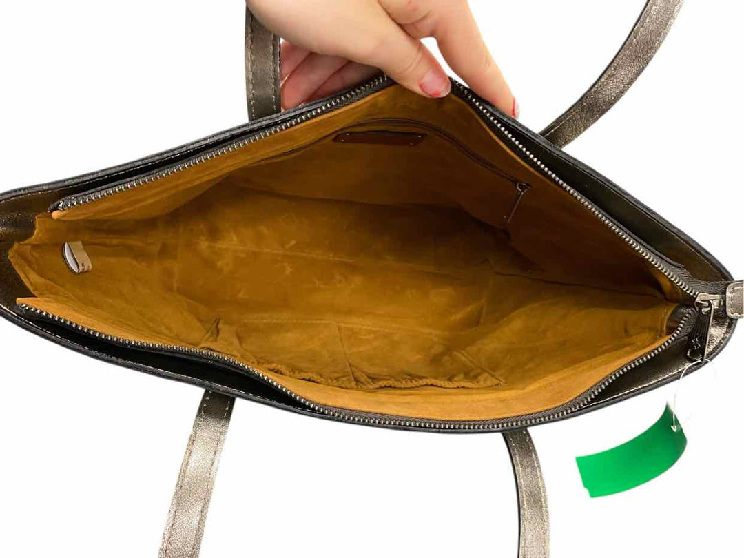 Patricia Nash Silver Purse