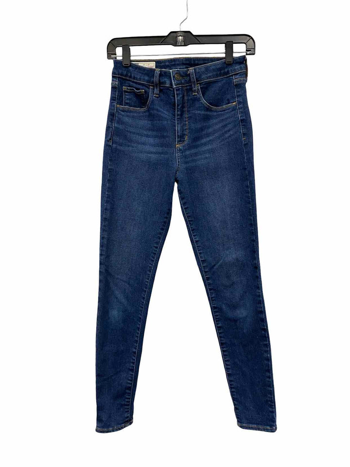 Gap Size 27 Blue Jeans