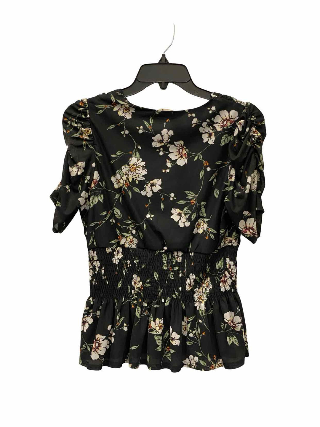 Ember Size M Black Floral Short Sleeve Shirts