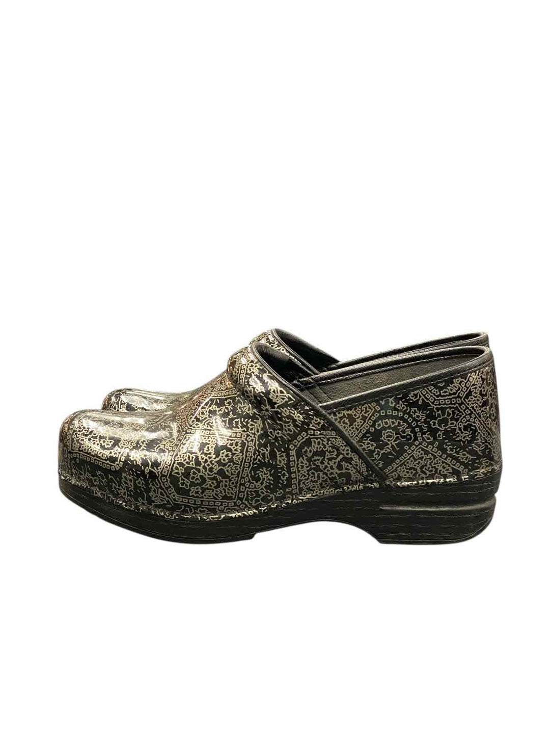 Dansko Shoe Size 40 Black Print Loafers