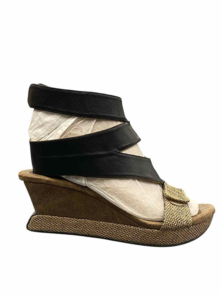 Modzori Shoe Size 8 Brown Black Vegan Reversible Sandals