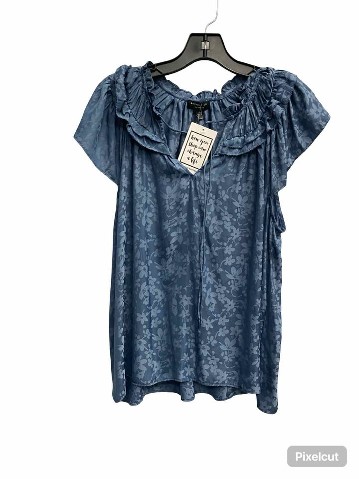 Current air Size XS Blue Floral Short Sleeve Shirts