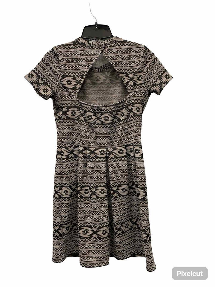 Collective Concepts Size S Brown Print Dress