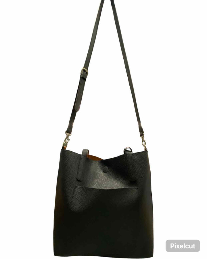 Unknown Brand Black W/Crossbody Strap Purse