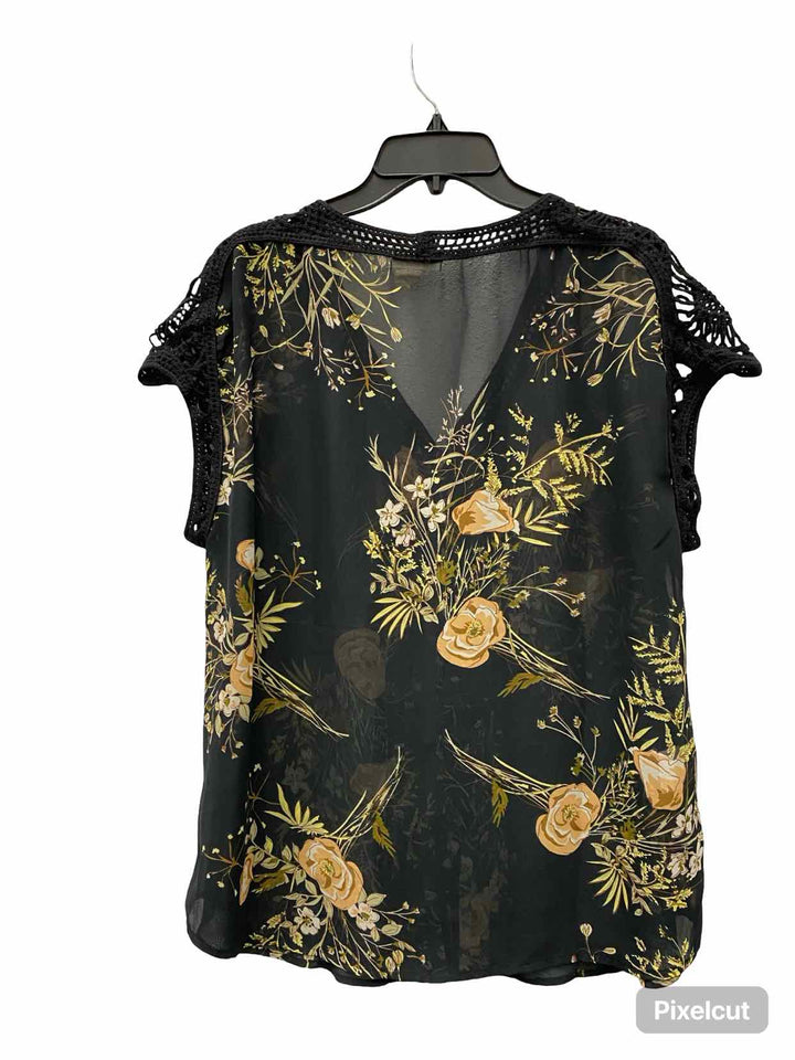 Meado Rue Size L Black Beige Floral Short Sleeve Shirts