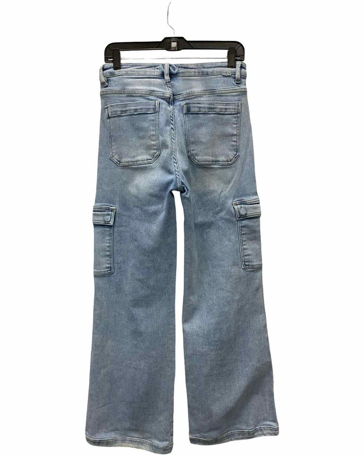 Risen Size 8 Blue Jeans