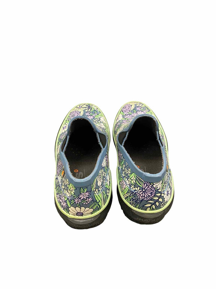 Bogs Shoe Size 8 Blue Floral Garden Shoe Boots(Ankle)