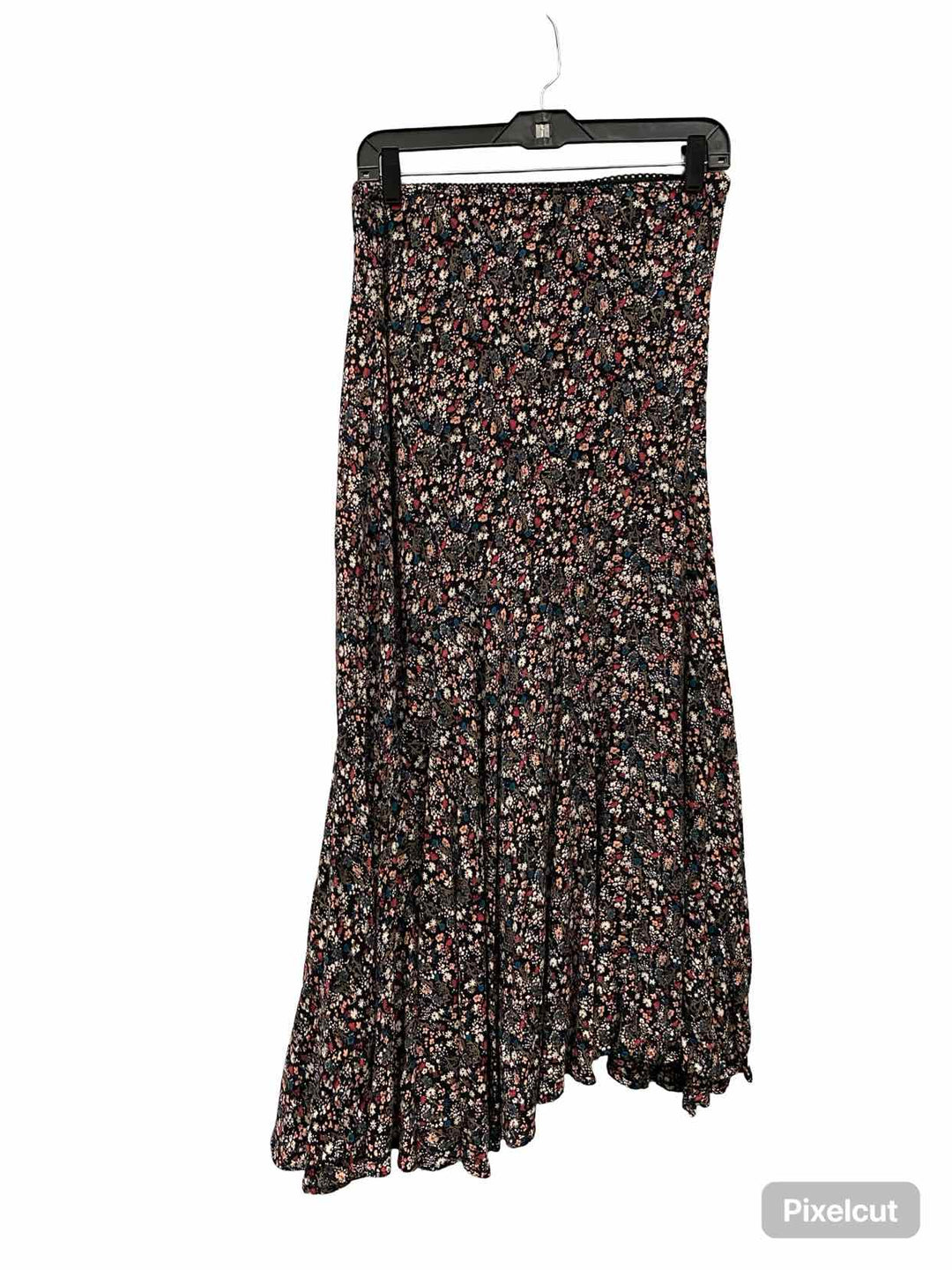 Lola P. Size M Black Floral Skirt
