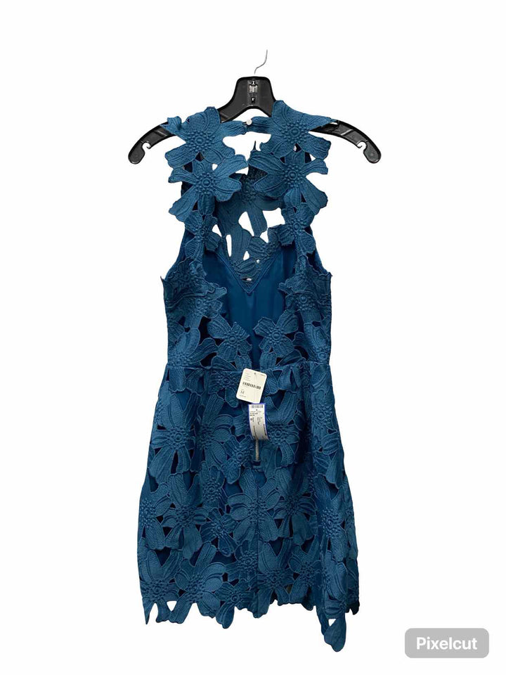 Saylor Size M Blue Dress