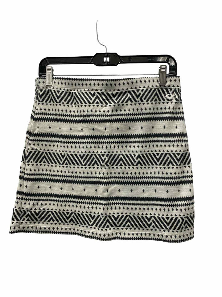 Ice Breaker Size M White Grey 100% Wool Skirt