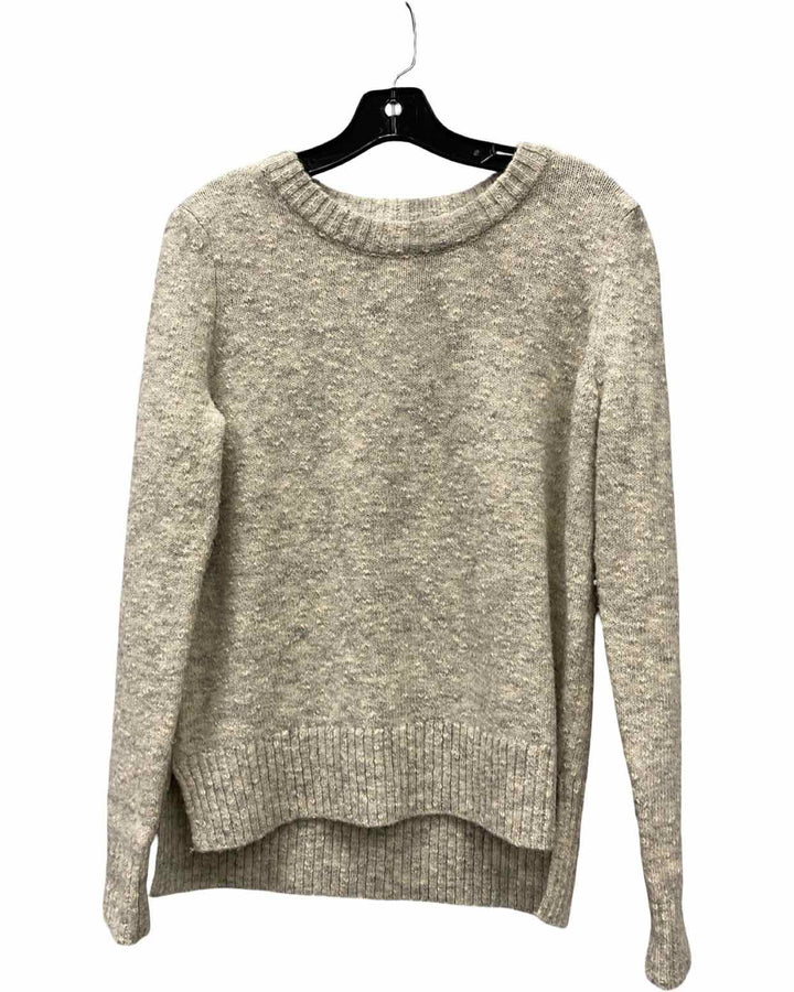 Aventura Size M Cream Sweater