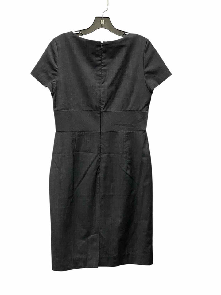 Banana Republic Size 8 Grey Dress