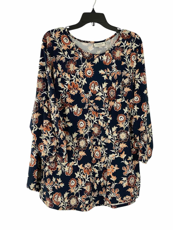 Studio B by Bobeau Size 3X Navy Multi Floral Long Sleeve Shirts