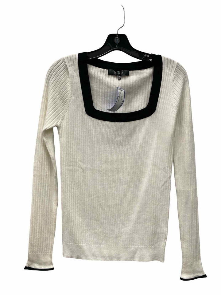 MAK Sweater Size M Cream Sweater