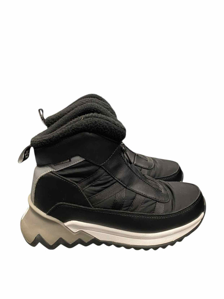 Cougar Shoe Size 6 Black waterproof Boots(Ankle)