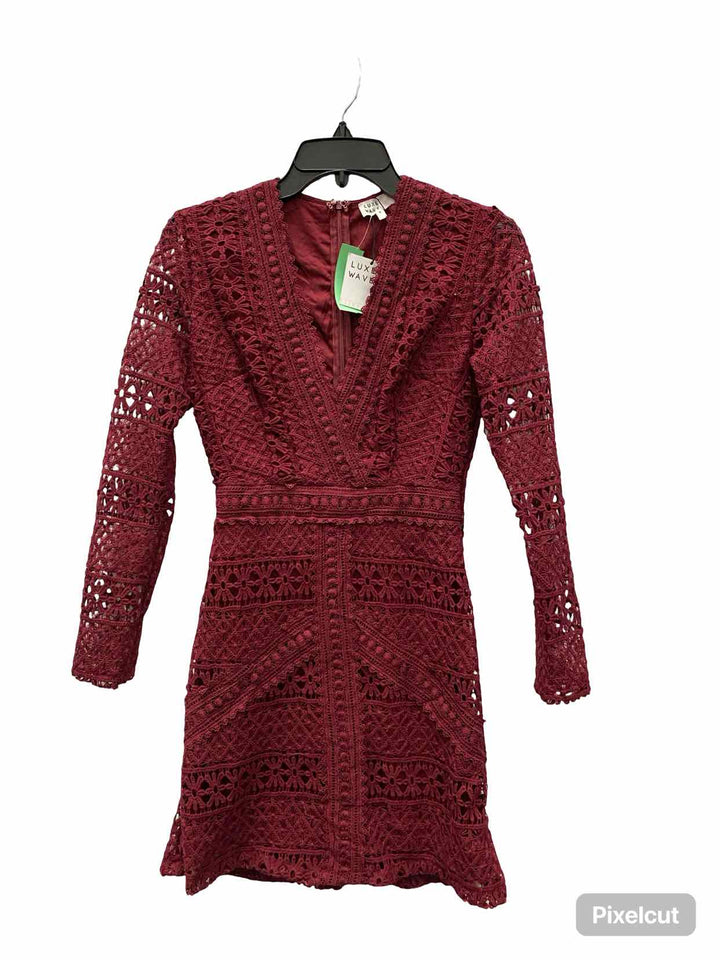 Luxe Wave Size S Red Dress