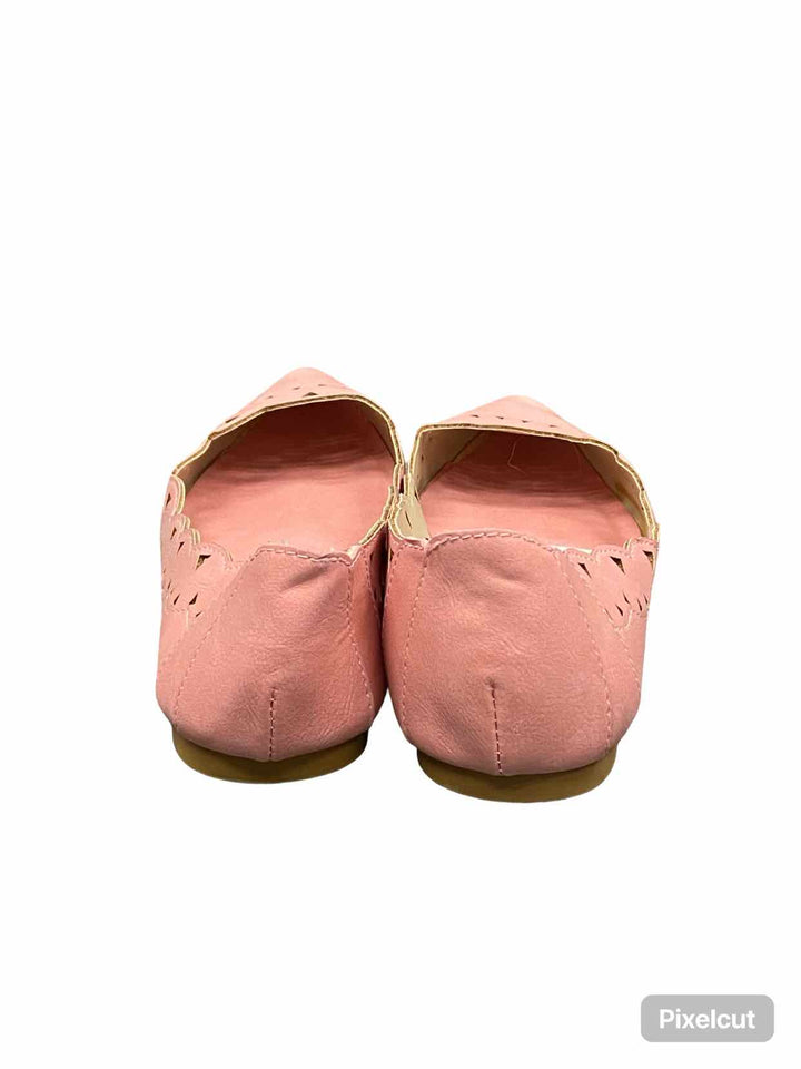 Mia Shoe Size 7 Pink Perforated Flats