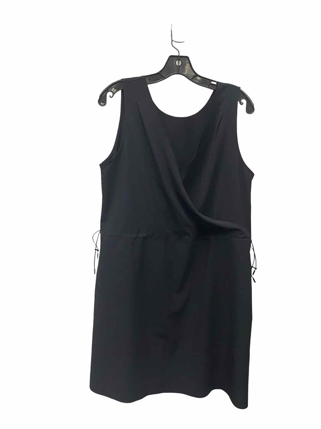Title Nine Size L Black Dress