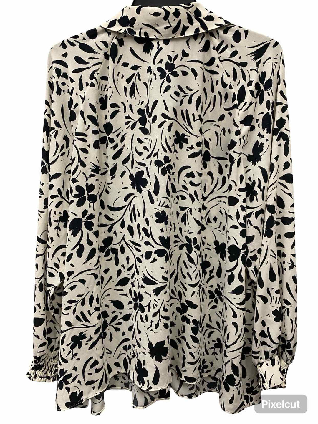 Cabi Size XXL White Black Floral Long Sleeve Shirts