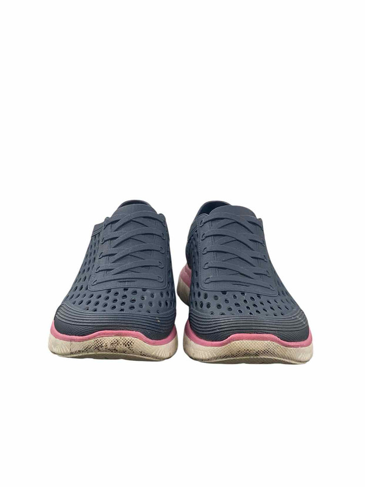 Skechers Shoe Size 7 Blue Rubber Sneakers