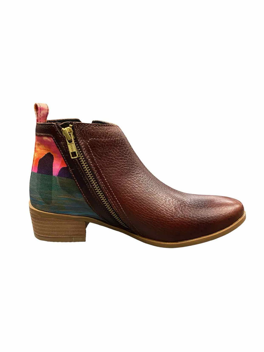Inkkas Shoe Size 7 Brown Leather NWOT Boots(Ankle)
