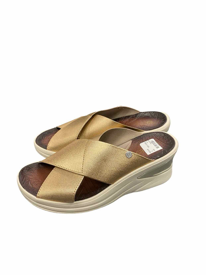Bzees Shoe Size 8.5 Rose Gold Sandals