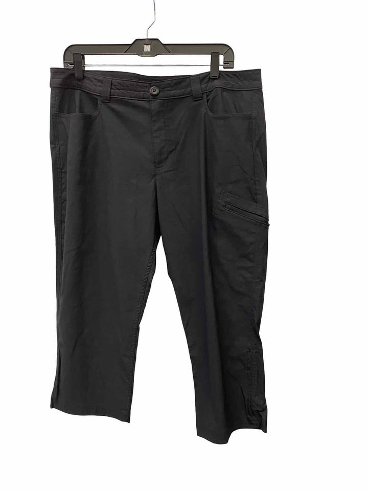 Eddie Bauer Size 16 Black capri length Pants